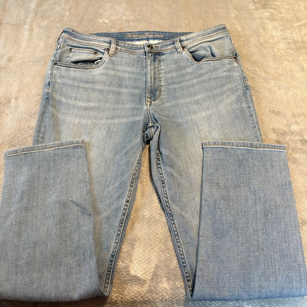 Tommy Bahama Mens 38x32 Light Wash Jeans Blue Straight Leg Cotton Blend Denim
